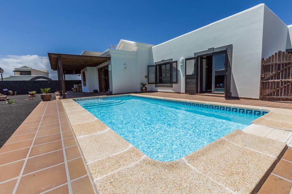 Villa el Faro Playa Blanca  Esterno foto
